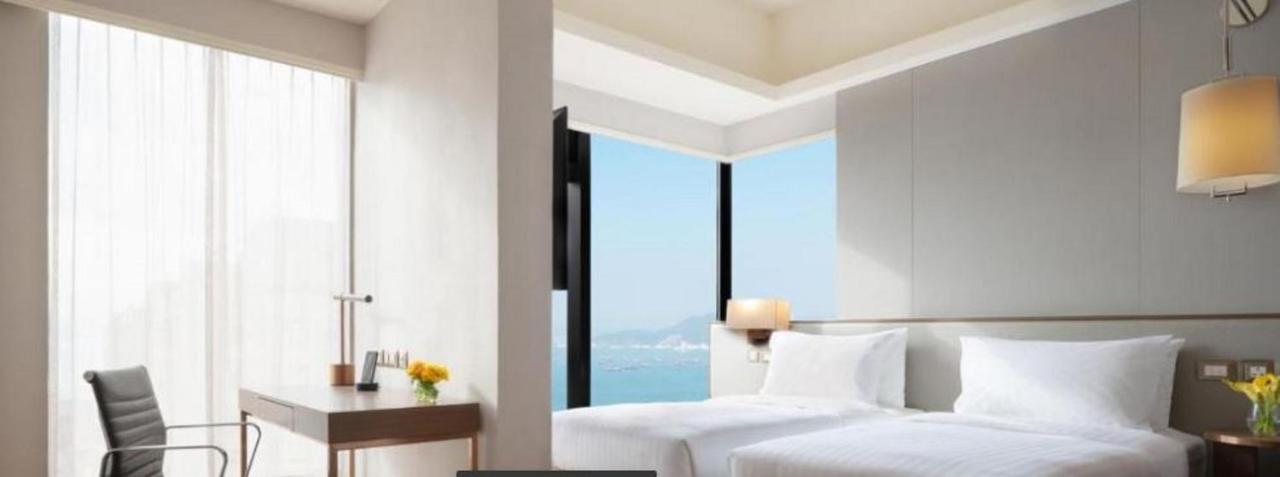 Island Pacific Hotel Hong Kong Bagian luar foto